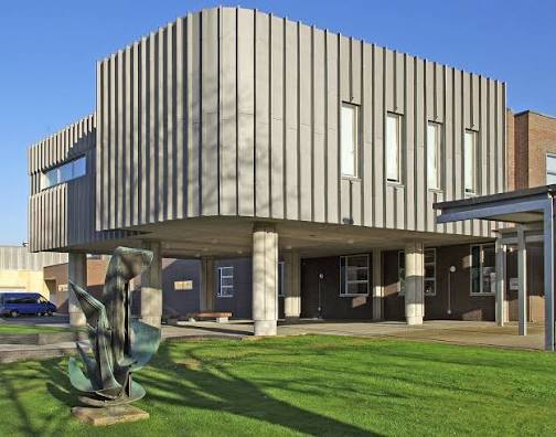 Riverside School